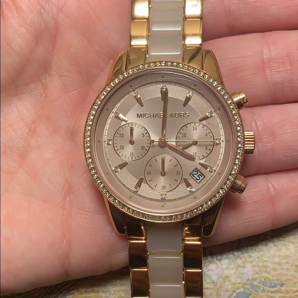 Michael Kors Ritz Chronograph Watch - Picture 5 of 8